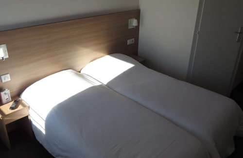 Val-de-Reuil Hotel | Brit Hotel Rouen Sud/Val De Reuil