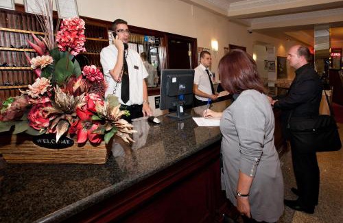 Offerton Park Hotel | Britannia Hotel, Stockport
