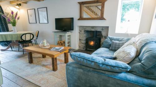 Bangor House | Brithdir Mawr