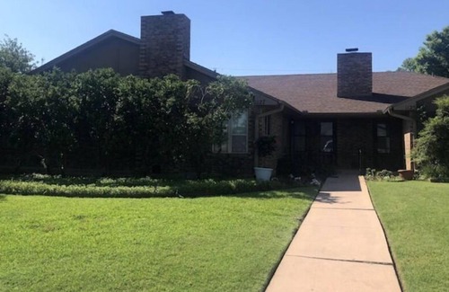 Abilene House | Brit’s Bunkhouse