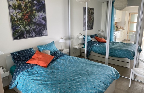 Plomodiern Apartment | Brittany, between Douarnenez and Crozon, app. 2 to 5 pers. by the beach