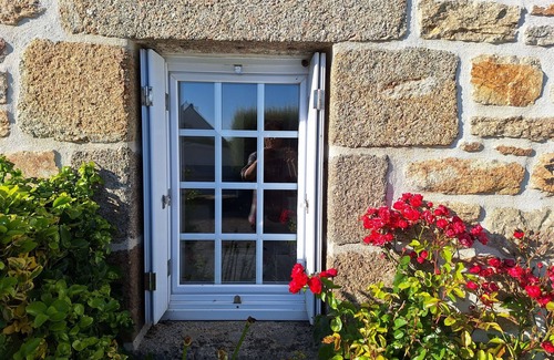 Plourin House | Brittany stone house, all comforts, fully renovated