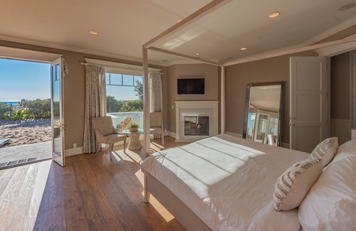 Western Malibu Bed & Breakfast | Broad Beach Cape Cod on the Sand