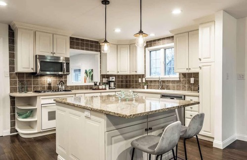 Broad Ripple House | Broad Ripple Falcon Crestview Bungalow
