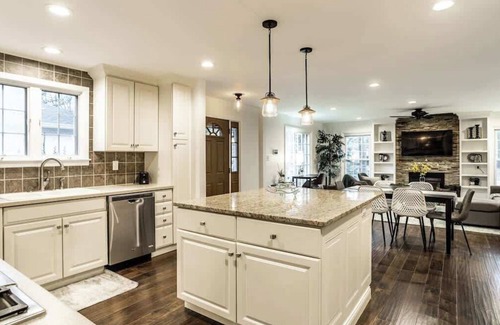 Broad Ripple House | Broad Ripple Falcon Crestview Bungalow