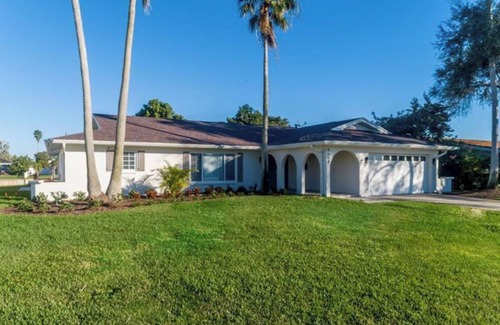 St. Petersburg House | Broadwater Gem! With Pool and Boat Dock.