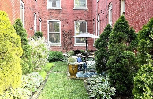 Northside District House | Broadway Gardens-Walk to Downtown