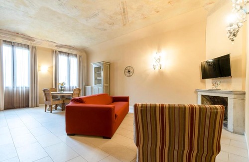 Historic Center Apartment | Broccaindosso 33 - Appartamento nel Centro Storico