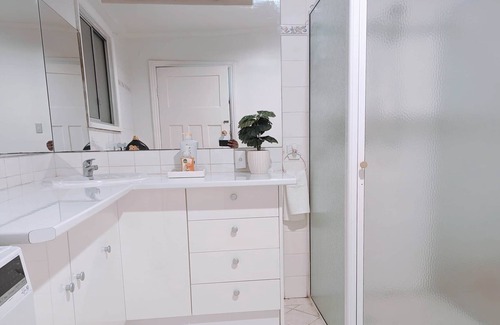 Broken Hill House | Broken Hill Inn Cottage