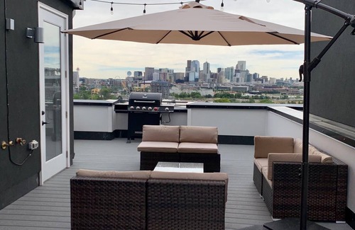Sloan Lake House | Broncos Gem | Modern Home with Rooftop Views