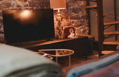 Lustin Apartment | Brooklyn style urban loft