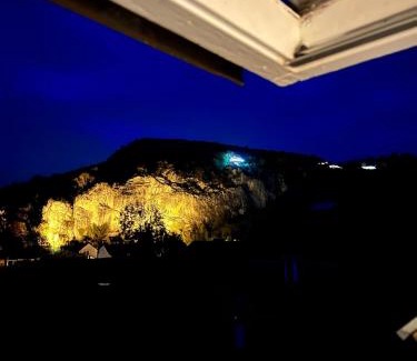 Lustin Apartment | Brooklyn style urban loft