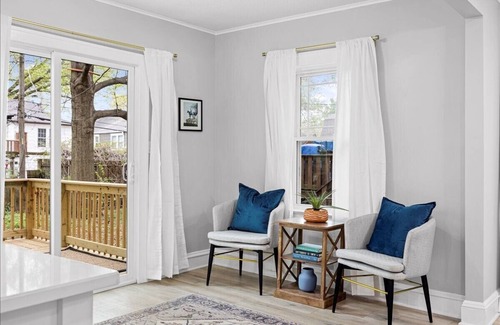 South Kansas City House | Brookside Charmer| Walk to Shops