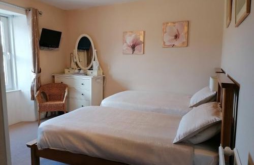 Earlston Bed & Breakfast | Broomfield House Bed and Breakfast