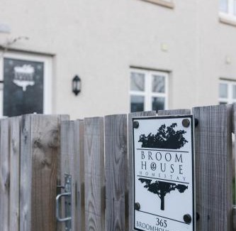 Sighthill House | BroomHouse HomeStay