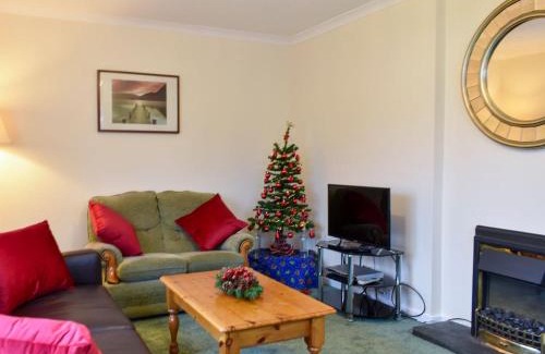 Keswick House | Brow Riding