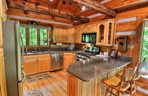 Nineveh Cabin | Brown County Country Cabin Treehouse Campfire Getaway