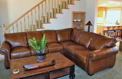 Summit Estates House | Brownie A