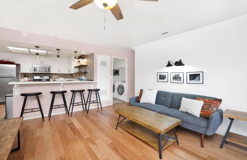 Summit Estates House | Brownie's Den- Modern Cozy Central Resort Condo
