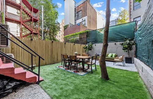 Harlem Apartment | Brownstone 2 Bed with Private Backyard near Subway