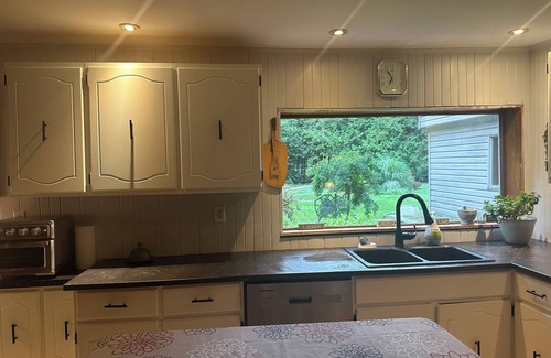 South Bruce Peninsula Cottage | Bruce Peninsula Forest Cottage-nHuge property with hiking trails