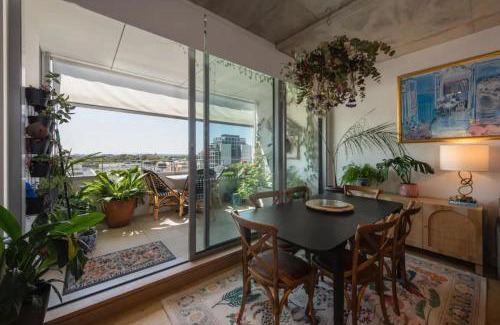 Brunswick Apartment | Brunswick Retreat! 5th floor 1-bed Unit w Parking