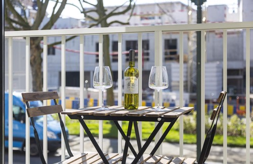 Collignon Apartment | Brussels Cosy Voltaire Residence