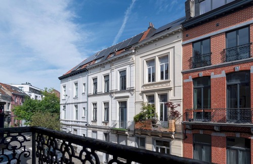 Ixelles Apartment | Brussels Flagey Elegant