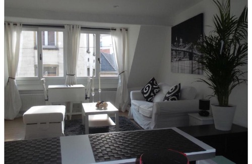 Lower Town Apartment | Brussels ZoLo