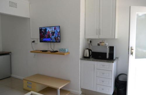 Greater Johannesburg Metropolitan Area Apartment | Bryanston Elgin - Cottage 4