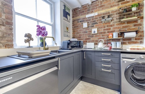 Llangollen House | Bryn Aber - Llangollen View Retreat