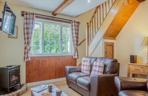 Moelfre House | Bryn Awelon Bach - Uk44123