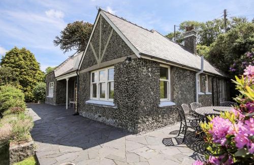 Harlech House | Bryn Awelon