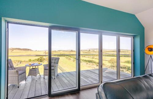 Garn Fadryn House | Bryn Deufor