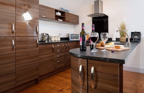 Caergeiliog Other | Bryn Lon: 3-Bed Cottage in Caergeiliog | Managed by Anglesey Holiday Lettings