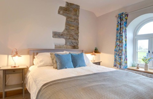 Llanfair Caereinion House | Brynderwen in the beautiful Welshpool