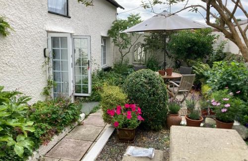 Welshpool Apartment | Bryntirion Farmhouse Apartment with Hot Tub