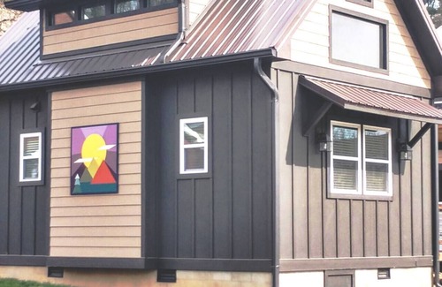 Bryson City House | Bryson City Tiny Home - Walk to it All!