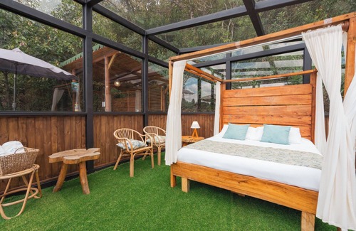 Retiro Hotel | BubbleSky Glamping