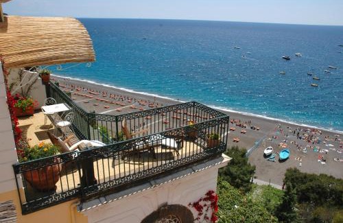 Positano City Centre Hotel | Buca Di Bacco