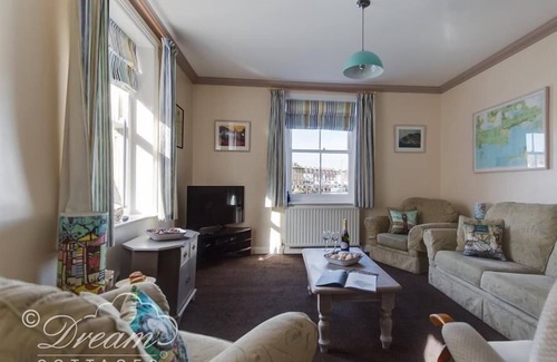 Weymouth Cottage | Buccaneer Cottage