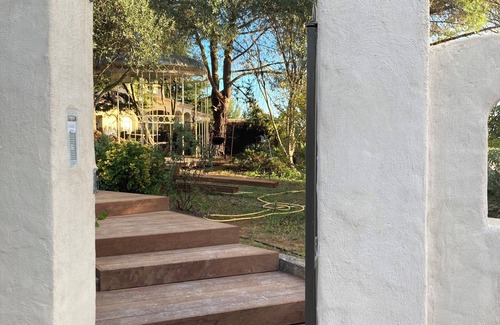Teyran Villa | Buccolic villa with swimming pool in a quiet forest setting