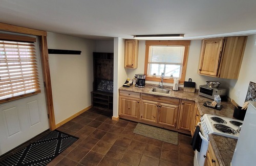 Eustis Apartment | Buck's Den - Snowmobile Trails, Trailer Parking, Near hiking, golfing, Sugarloaf