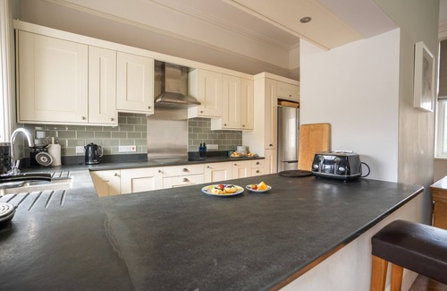 Littleham Apartment | Buck Suite, comfortable, stylish 2-bedroom family apt within a stately home