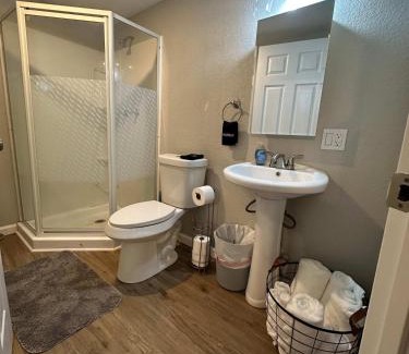 Gilmer Apartment | Buckeye Retreat