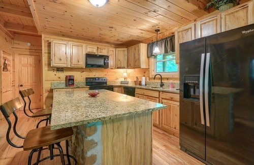 Logan Cabin | Buckeye Trail | Hocking Hills