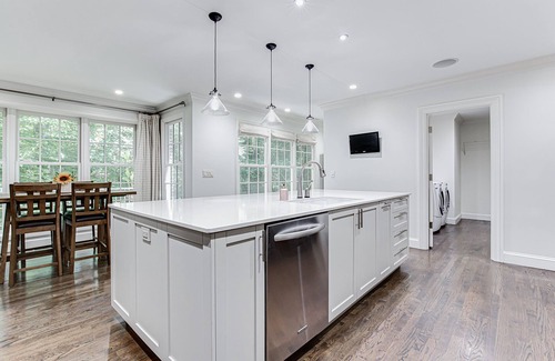 Kingswood House | Buckhead New Charming & Spacious Home!