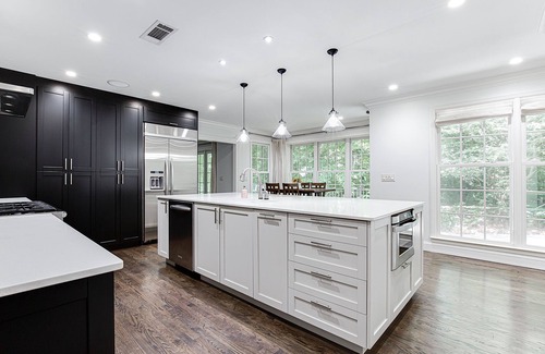 Kingswood House | Buckhead New Charming & Spacious Home!