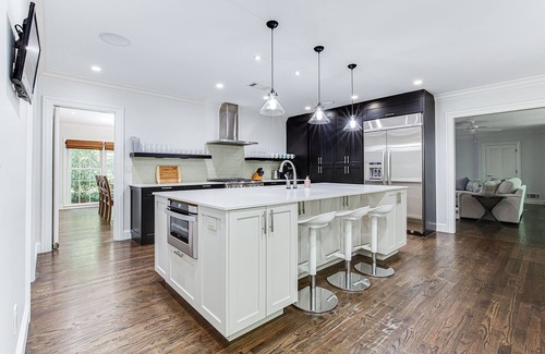 Kingswood House | Buckhead New Charming & Spacious Home!