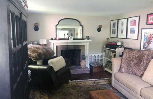 Red Oaks Mill House | Bucolic 2 bedroom Stone Cottage on River Bank